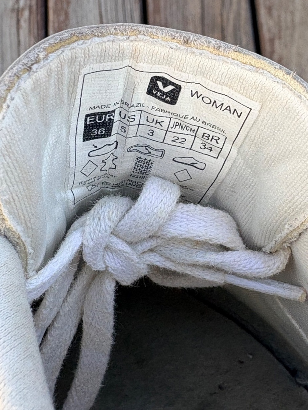 Veja V-12 Sneakers – White w/ Pink Logo & Gum Sole (Women’s 5) - Picture 8 of 8